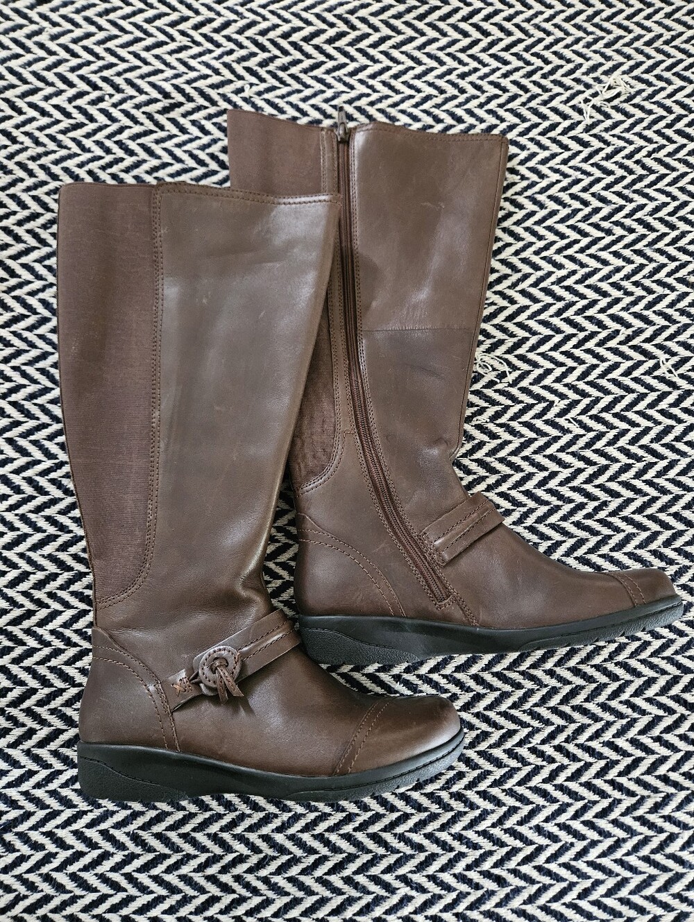 NWOT Clarks Whiskey Brown Knee-High Stretchy Calf Leather/Mix Boots